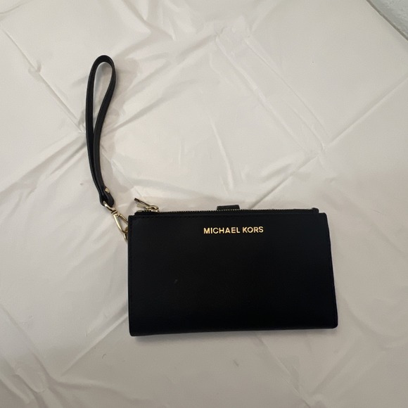 Michael Kors Jet Set Double Zip Wristlet Black Saffiano Leather 7.25 4.5 Wallet - Picture 2 of 8
